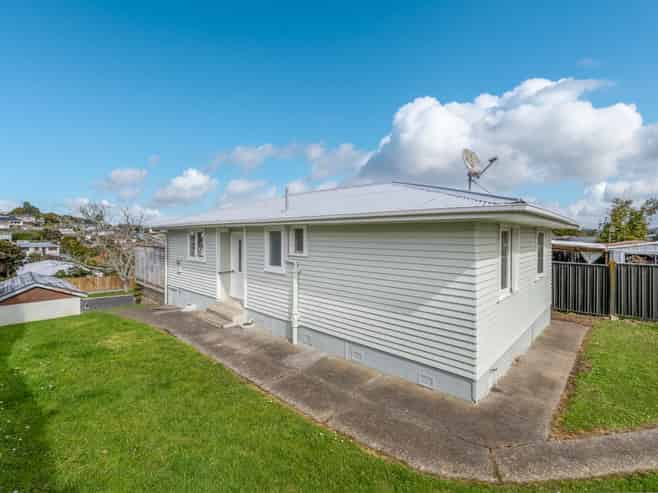 65 Rosamund Avenue, New Windsor