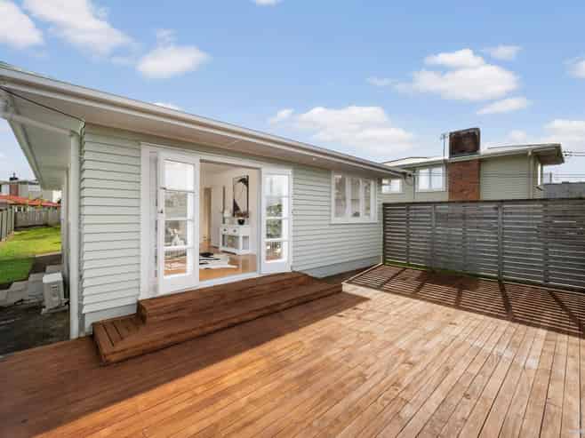 65 Rosamund Avenue, New Windsor