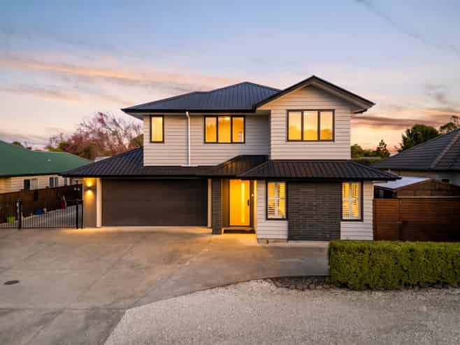14 Kahika Grove, Huapai