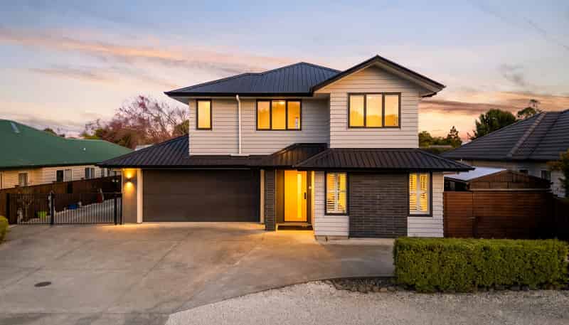 14 Kahika Grove, Huapai