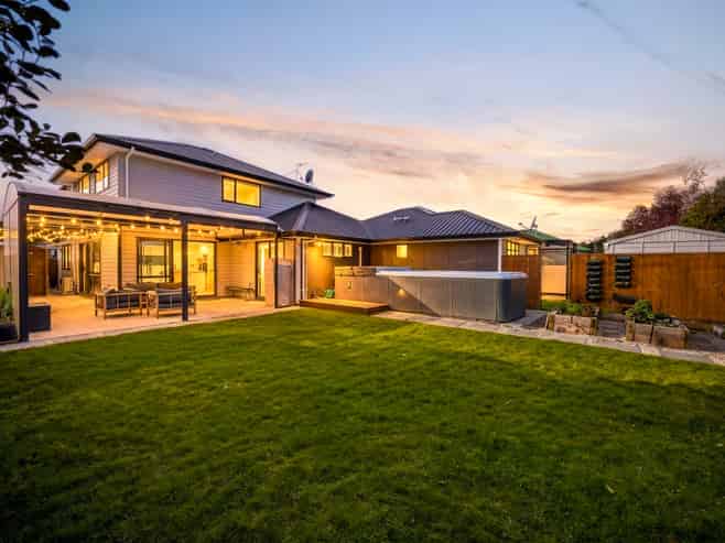 14 Kahika Grove, Huapai