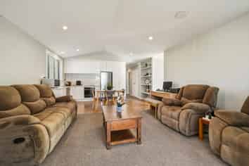159 First Avenue, Pukehangi