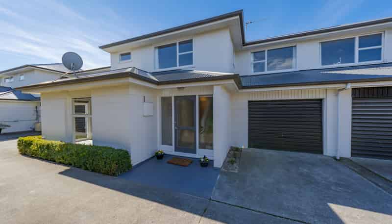3/58 Office Road, Merivale