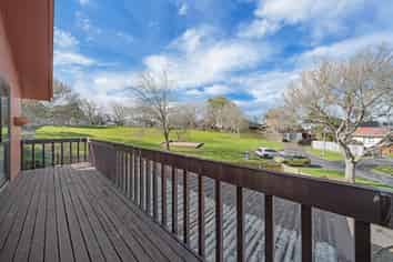 72 Kurnell Drive, Botany Downs