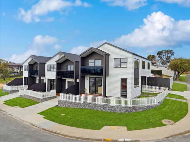Lots 1-3/80 Bruce Road, Glenfield
