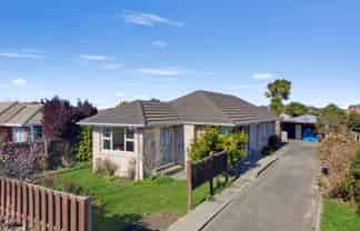 42 Daniels Road, Redwood