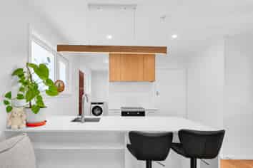 136 Avonhead Road, Avonhead