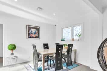 136 Avonhead Road, Avonhead
