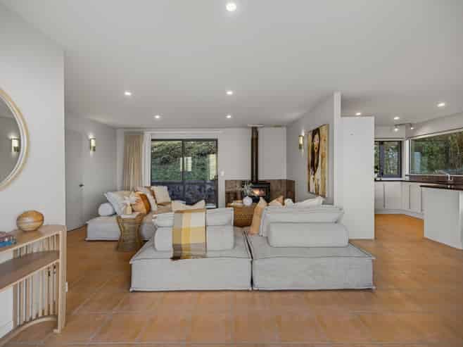 3 Annes Way, Larchwood Heights, Queenstown