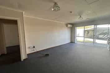 11 Redbridge Lane, Sydenham