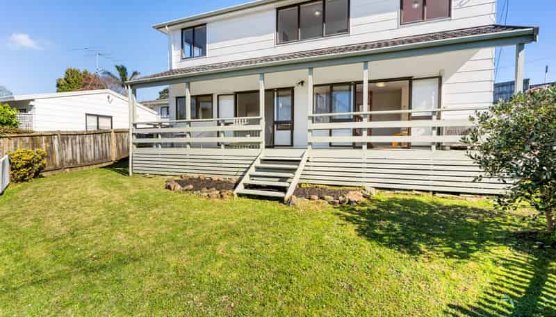 2/491 Glenfield Road, Glenfield