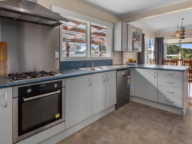 629E Owhiwa Road, Parua Bay