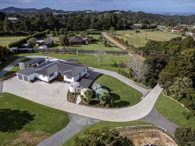 629E Owhiwa Road, Parua Bay