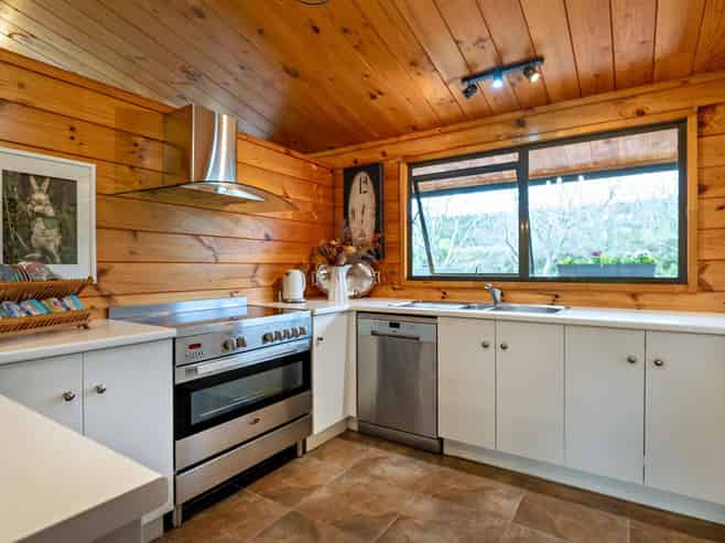 28 Butler Road, Poroporo