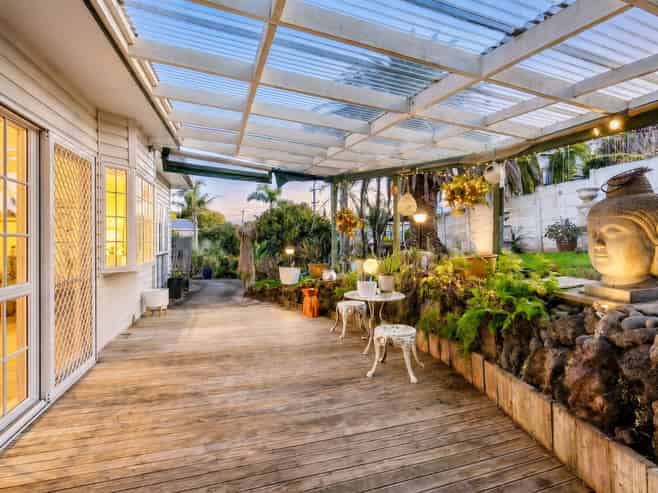 469 Beach Road, Murrays Bay