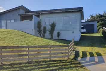 29 Taonui Street, Waitarere Beach