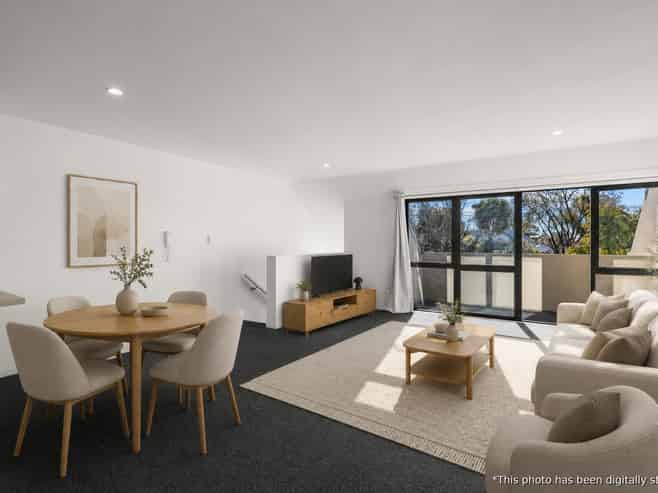 4/324 Worcester Street, Linwood