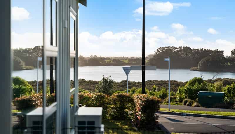 24 Orawahi Road, Glenbrook