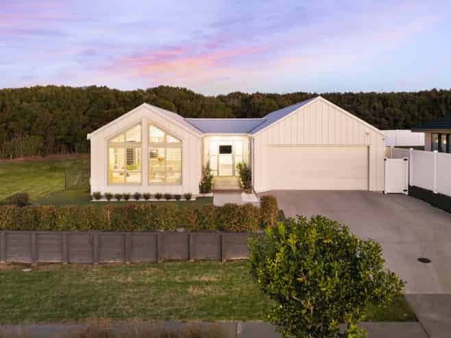 24 Orawahi Road, Glenbrook