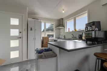 Manawatu / Whanganui - Address withheld