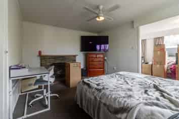 Manawatu / Whanganui - Address withheld