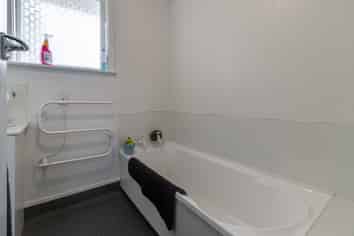Manawatu / Whanganui - Address withheld