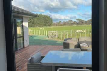 32 Oldfield Lane, Marton