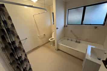 Manawatu / Whanganui - Address withheld
