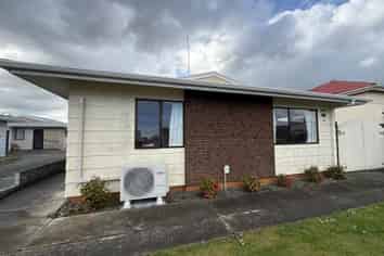 Manawatu / Whanganui - Address withheld