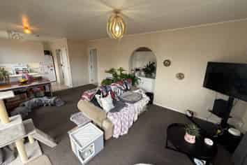 Manawatu / Whanganui - Address withheld