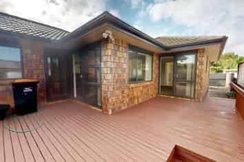 9 Holly Court, Palmerston North Central