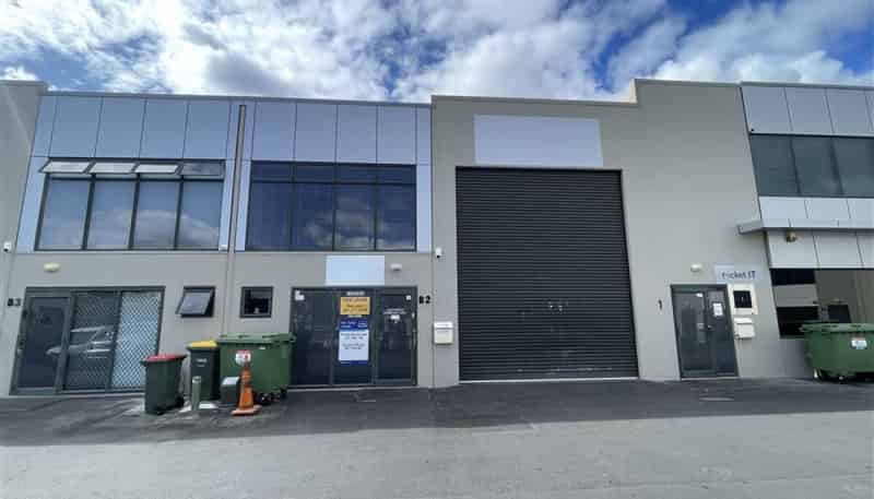 B2/16 Saturn Place, Rosedale