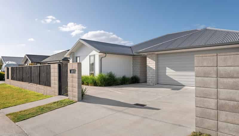 203 Te Okuroa Drive, Papamoa