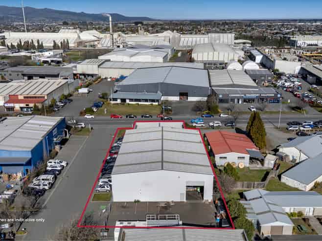 Standout Hornby Warehouse