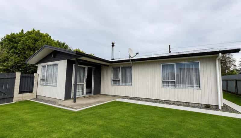 17 Kirkcaldy Cres, Flaxmere