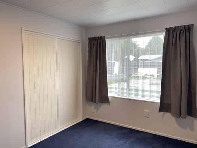 17 Kirkcaldy Cres, Flaxmere