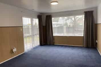 17 Kirkcaldy Cres, Flaxmere