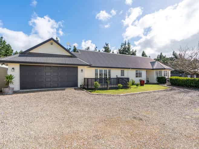 13 Oak View Place, Newstead