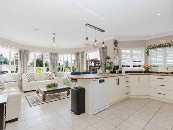 13 Oak View Place, Newstead