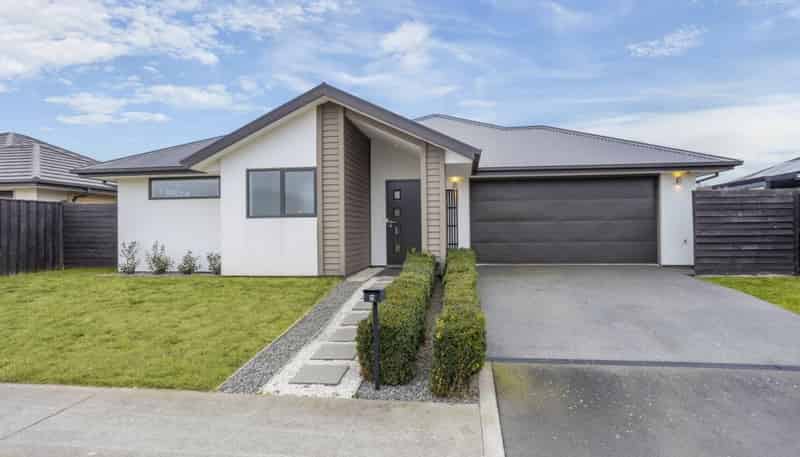 11 Lydiard Drive, Rolleston
