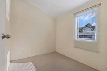 2/415 Sandringham Road, Sandringham