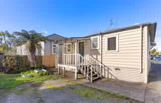 2/415 Sandringham Road, Sandringham
