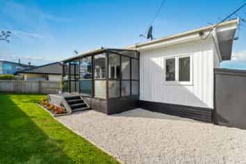 21 Brixton Road, Manly