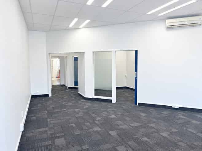 Tidy office on Station Street