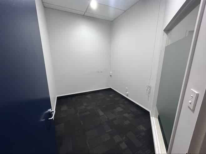 Tidy office on Station Street