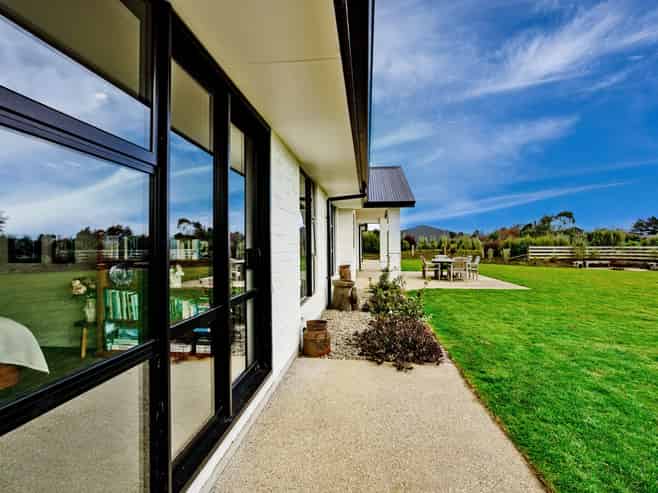 29 Ochail Way, Otatara