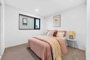 8 & 10 Bittern Place, Henderson