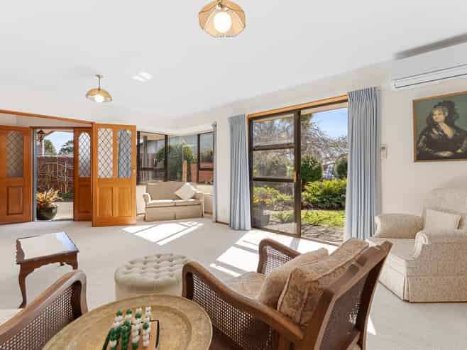 21B Settlers Grove, Orewa