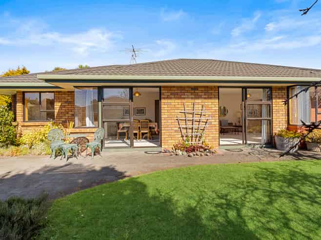 21B Settlers Grove, Orewa
