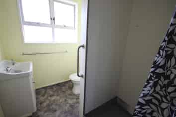 2/158 Russell Street, Palmerston North